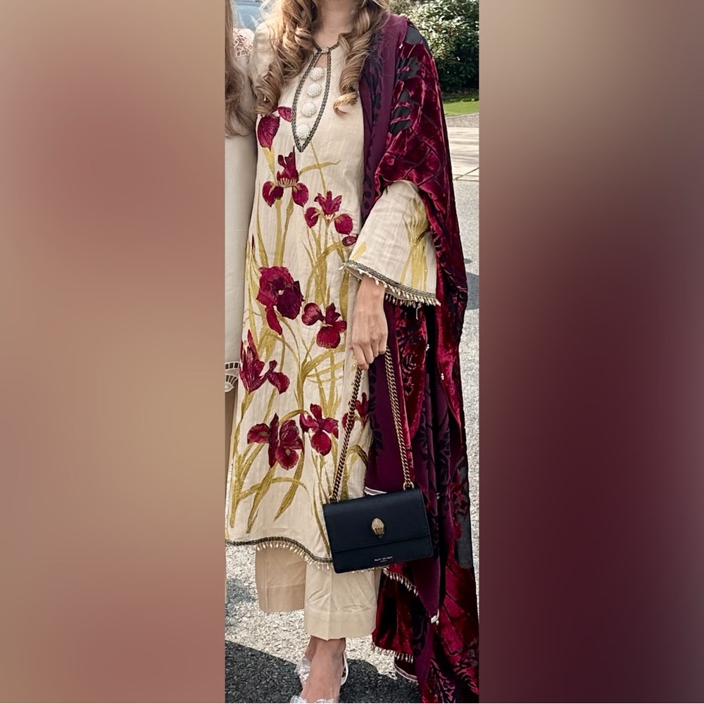 [SOLD] Pakistani/Indian dress